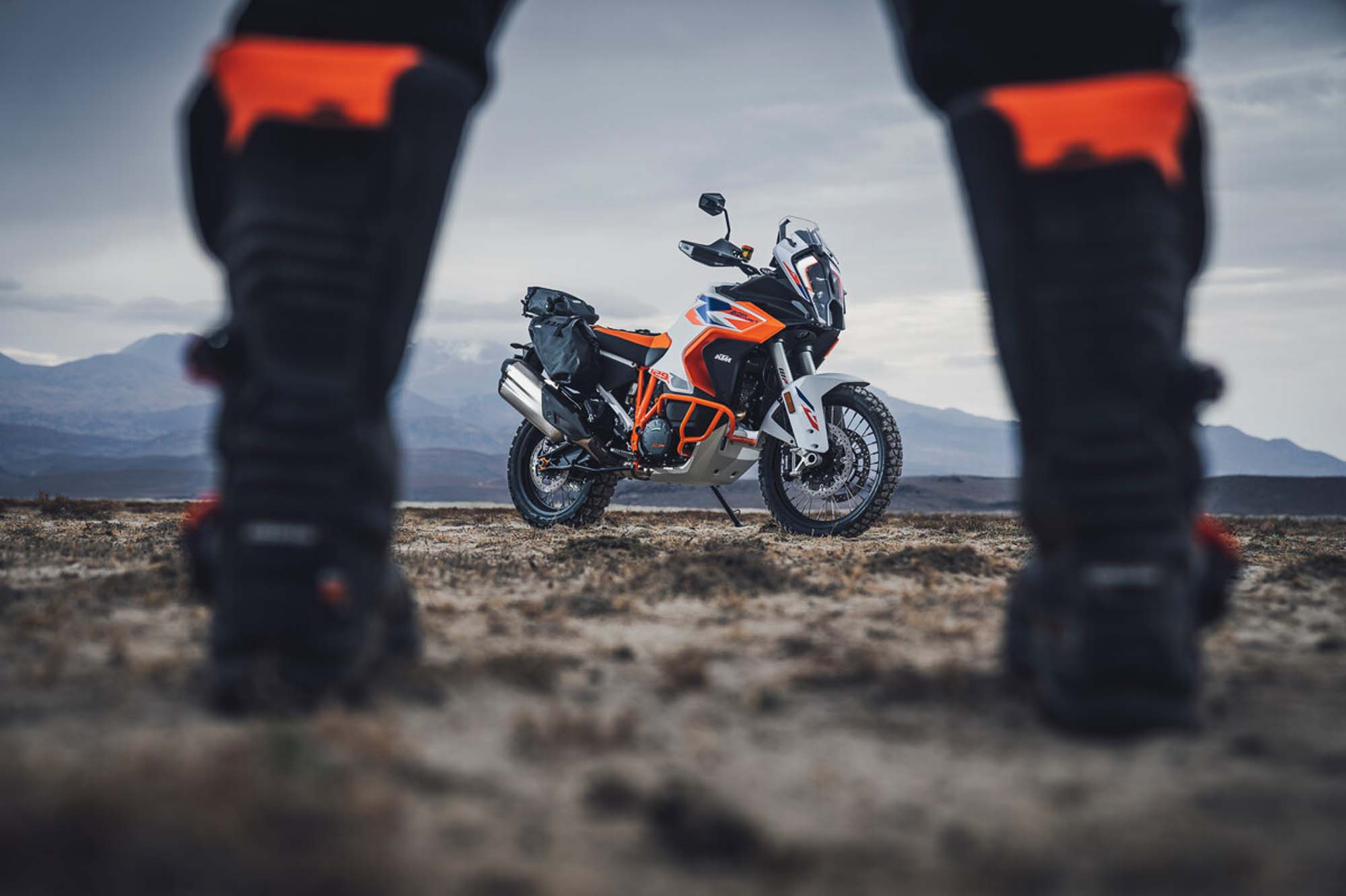 489054 MY23 KTM 1290 SUPER ADVENTURE R Static CAT B EU Global 20 - BTA Magazine