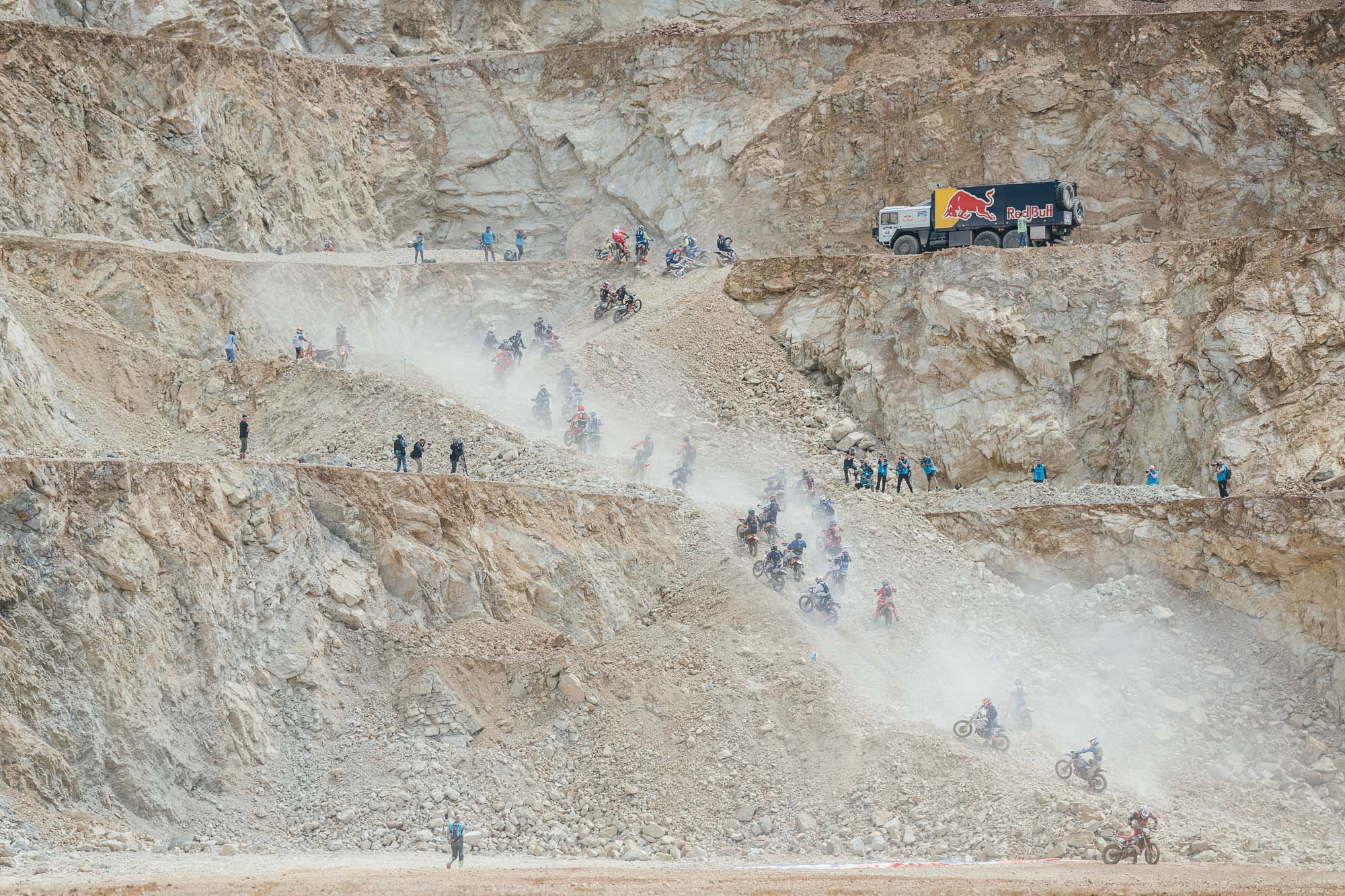 Vista panorámica de la montaña ‘Iron Giant’, el terreno para el Red Bull Erzbergrodeo 2023