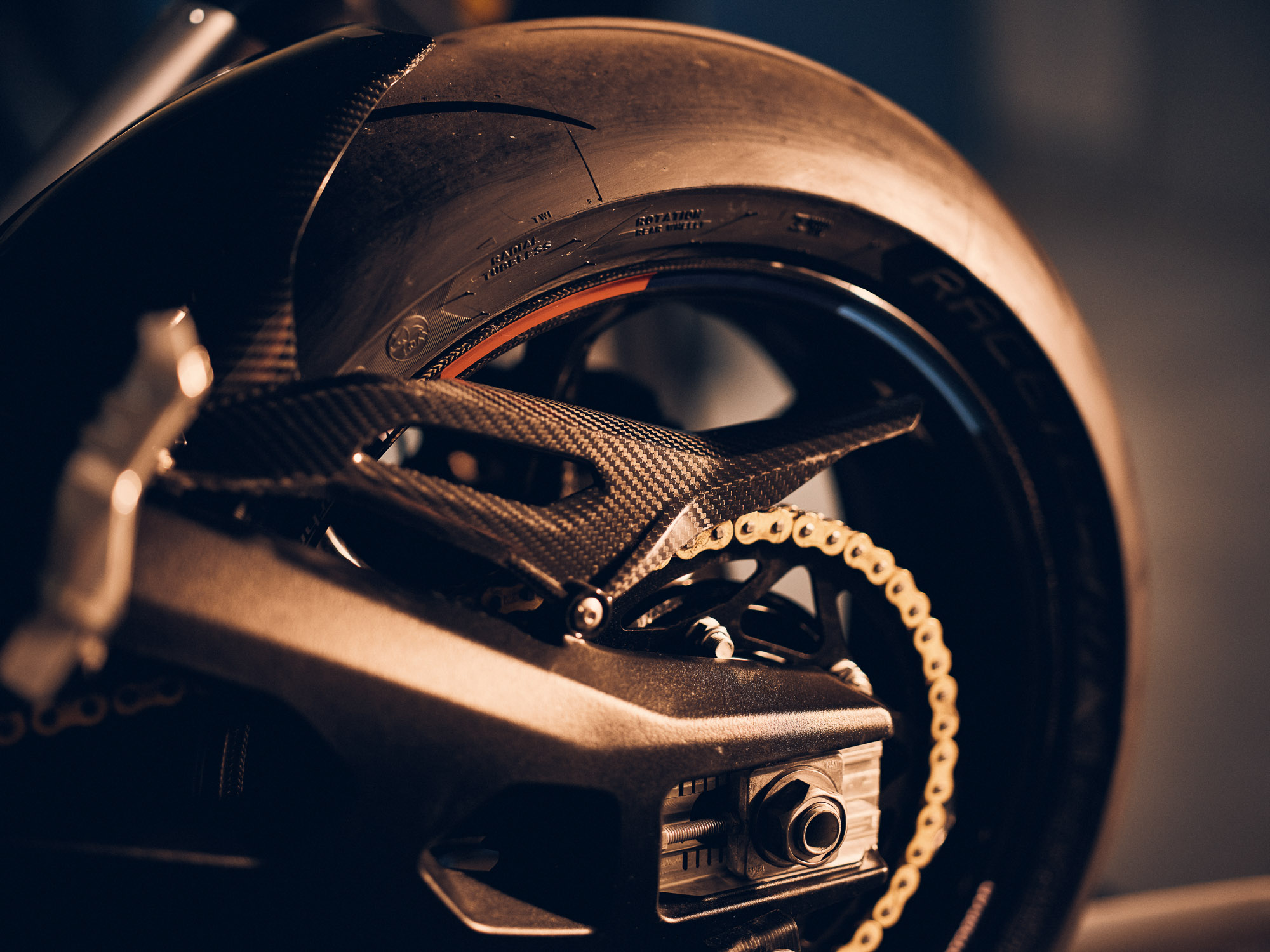 La Ducati DesertX Conquista la Victoria en el Erzbergrodeo