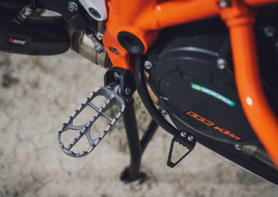 489038 MY23 KTM 1290 SUPER ADVENTURE R Static CAT B EU Global - BTA Magazine
