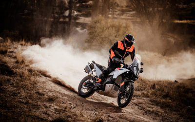 KTM 790 Adventure 2024: La Bestia Naranja al Descubierto