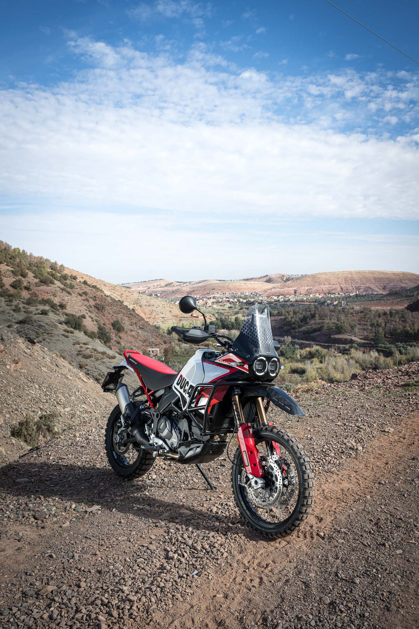 MY24 DUCATI DESERTXRALLY STATIC 207 UC592749 High 1 - BTA Magazine