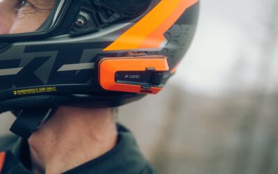 Cardo Packtalk Edge KTM Edition: Comunicación Sin Límites Off-Road