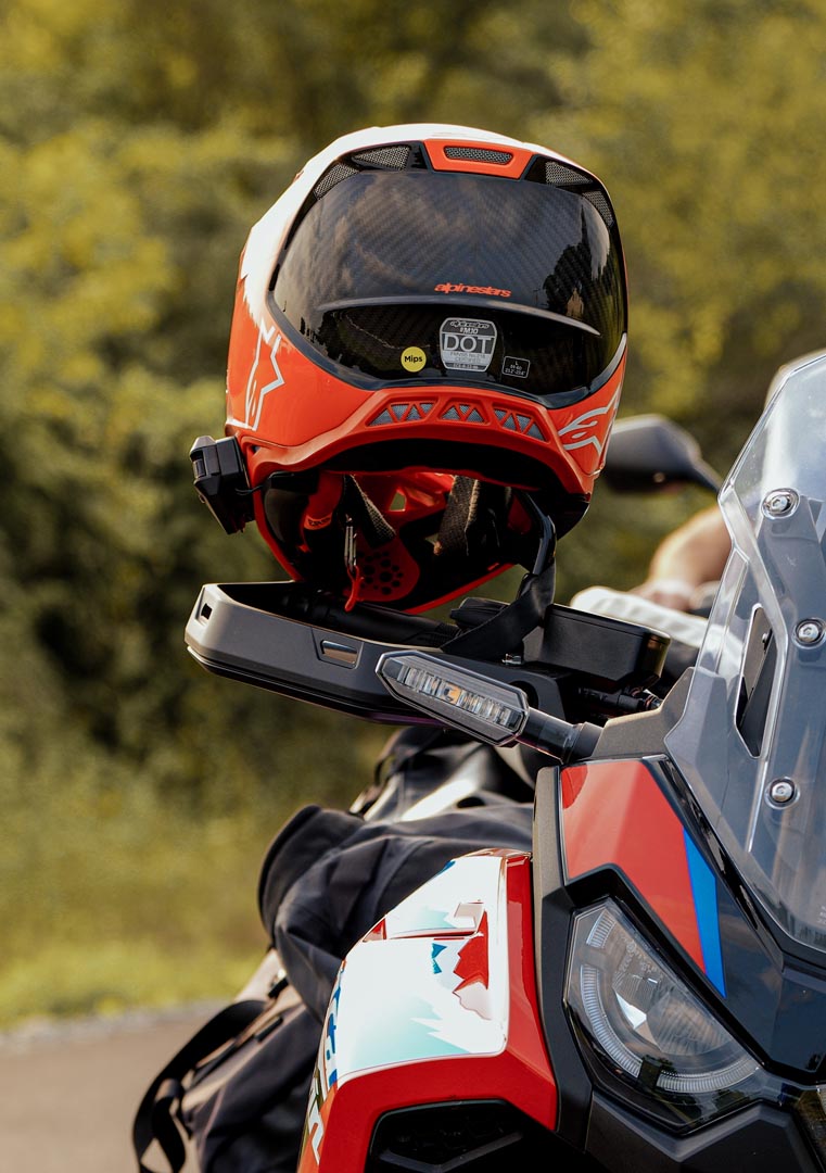 Review del Cardo Packtalk Pro: El Compañero Definitivo para el Pilotaje