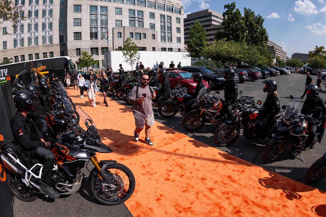 Triumph Motorcycles se asocia con Call of Duty: Black Ops 6 como la Moto Oficial Colaboradora