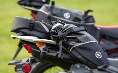 Giant Loop Coyote Saddlebag: El Equipaje Indestructible para el Off-Road