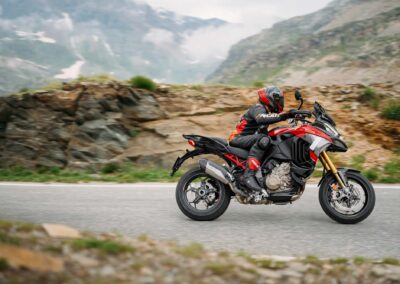 MY25 DUCATI MULTISTRADA V4 PIKES PEAK DYN ONLOCATION 11 UC692771 High 5 - BTA Magazine