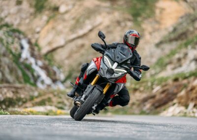 MY25 DUCATI MULTISTRADA V4 PIKES PEAK DYN ONLOCATION 28 UC692789 High 8 - BTA Magazine