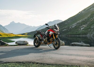 MY25 DUCATI MULTISTRADA V4 PIKES PEAK DYN ONLOCATION 36 UC692798 High 10 - BTA Magazine