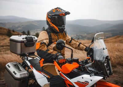 647139 MY25 KTM 390 ADVENTURE R KTM 390 ADVENTURE range - BTA Magazine