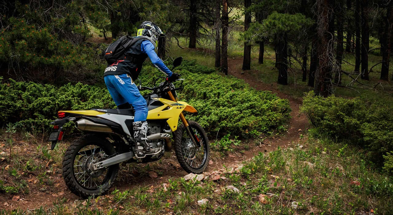 Prueba de pilotaje de la Suzuki z400s