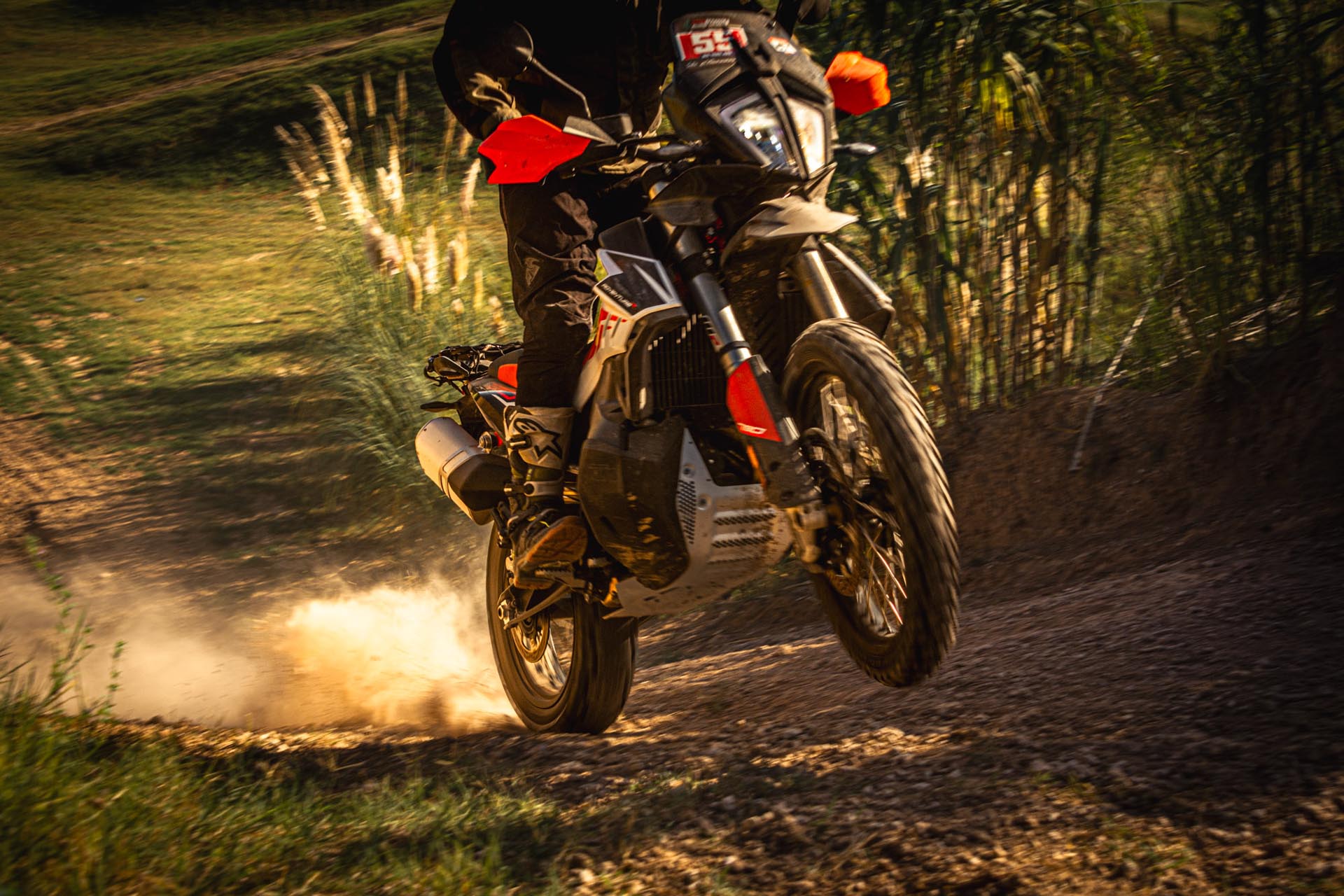 Motorcycle Adventure Gear Giant Loop Revelstroke bag