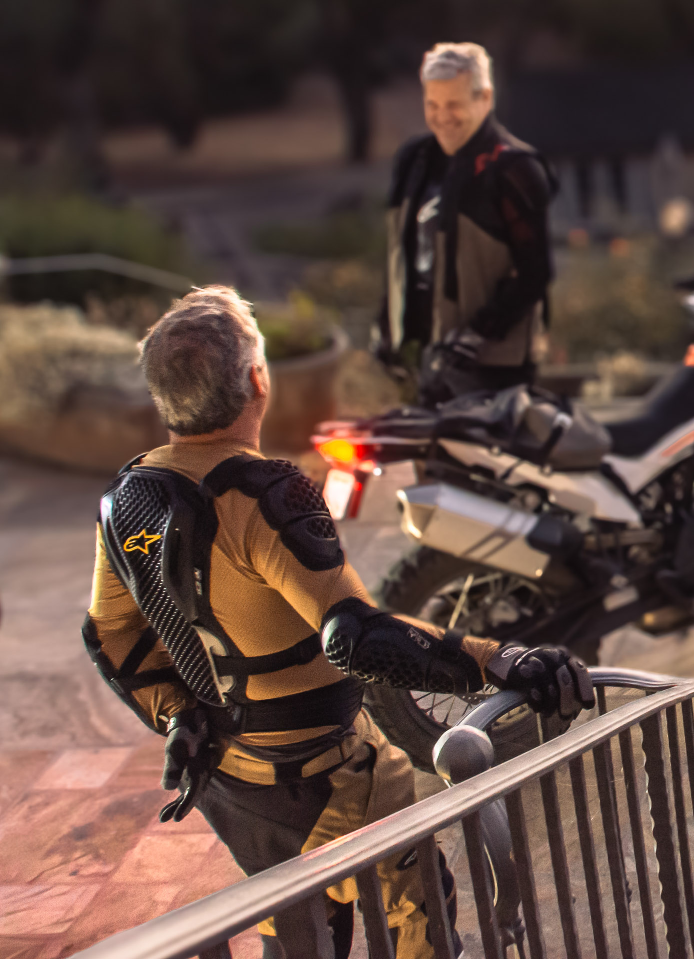Alpinestars Bionic Action V2: Protección Ultraligera con Máxima Ventilación