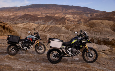 Triumph Tiger 2026: Ediciones Alpine y Desert, La Aventura Definitiva