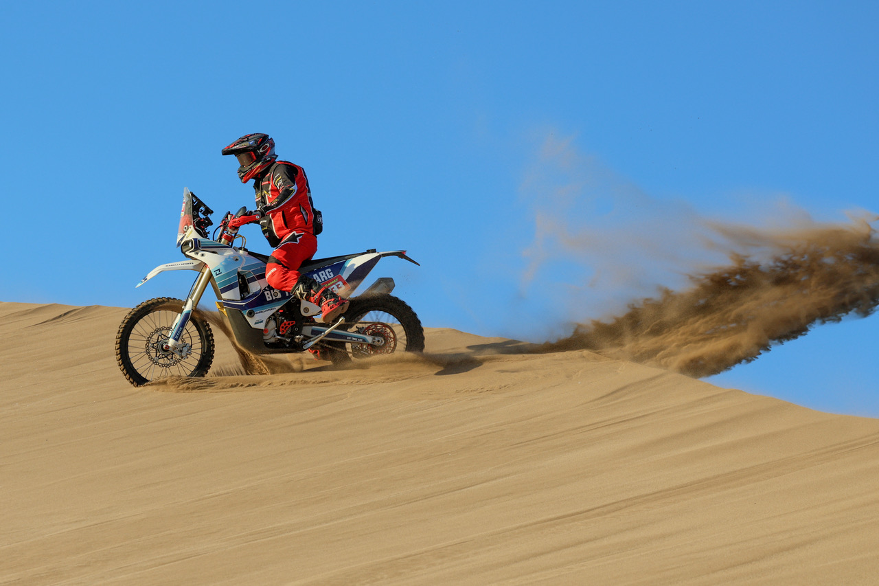 Reseña Ducati Desert X 2026 moto big trail