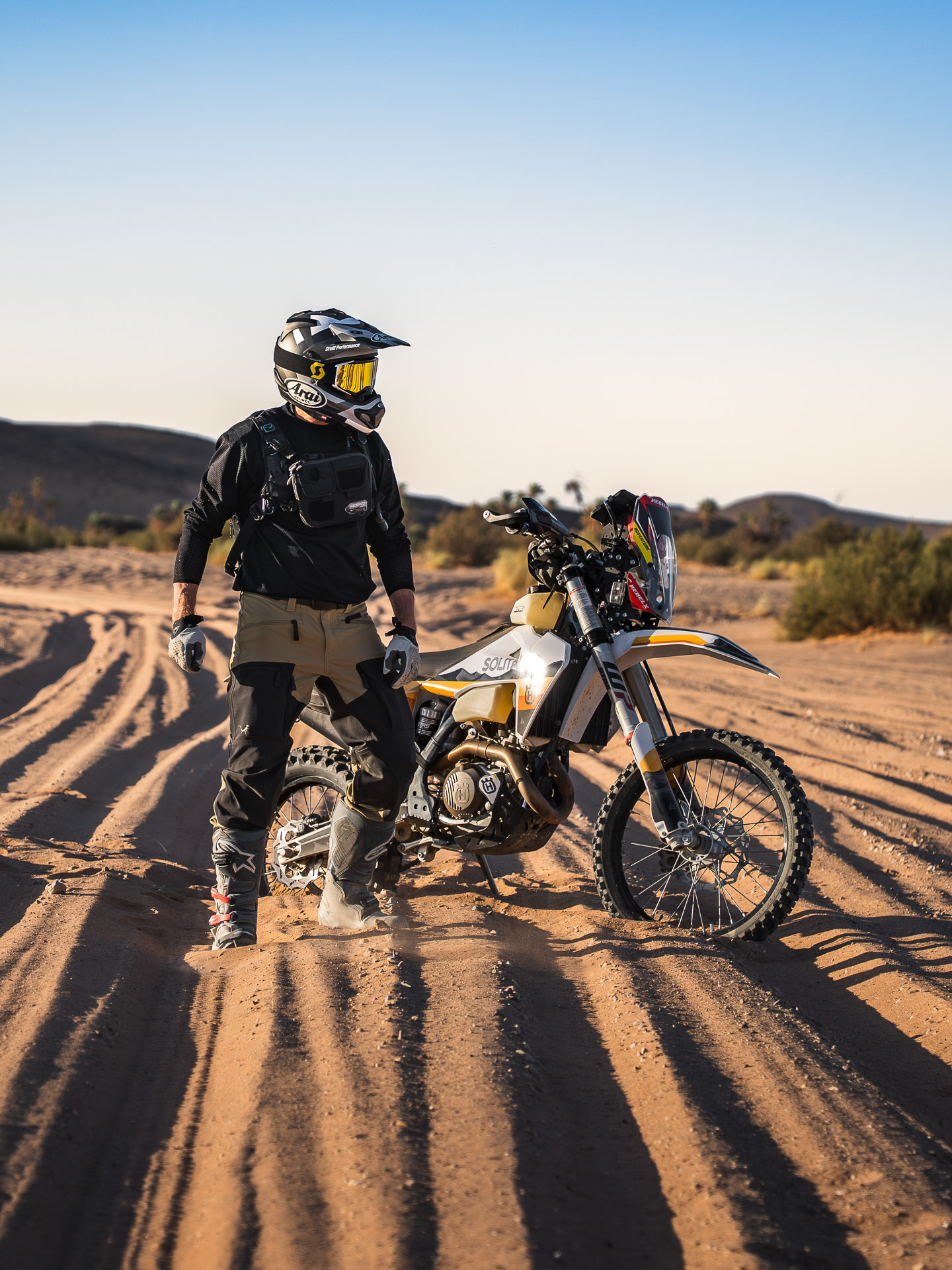 Arai MX-V EVO: Protección Diseñada para el Pilotaje Off-Road Serio | Reseña de BTA Magazine