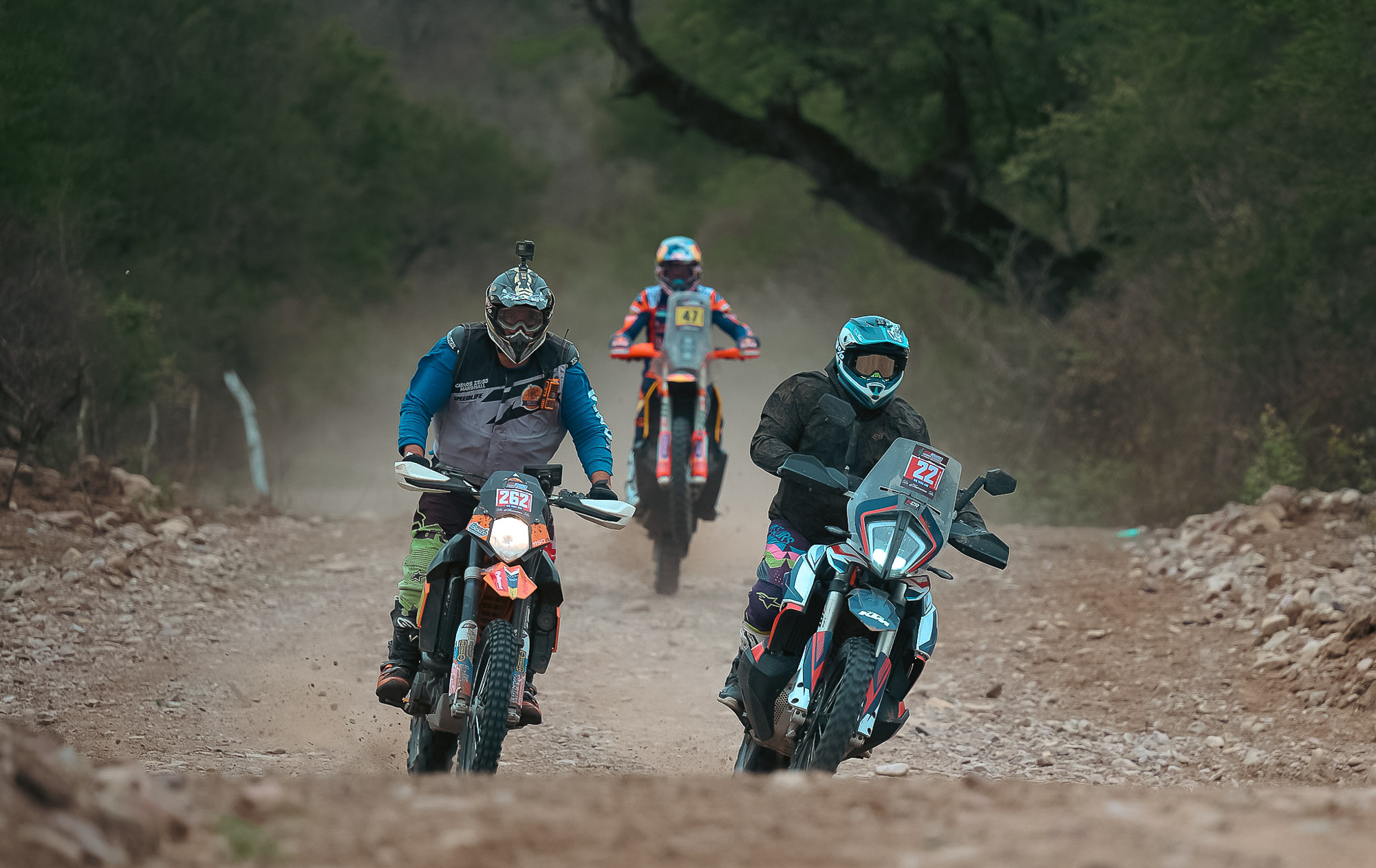 Kevin benavides Riding with Dakar Champion