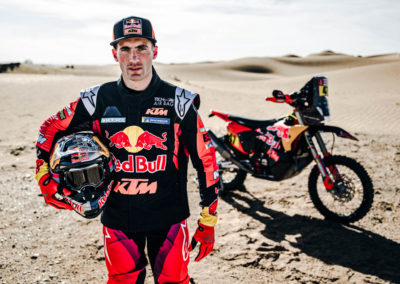 Explore Red Bull KTM Factory Racing's journey to Dakar 2024 with champions Kevin Benavides and Toby Price. Get an exclusive preview of their preparation for the Saudi Arabia rally