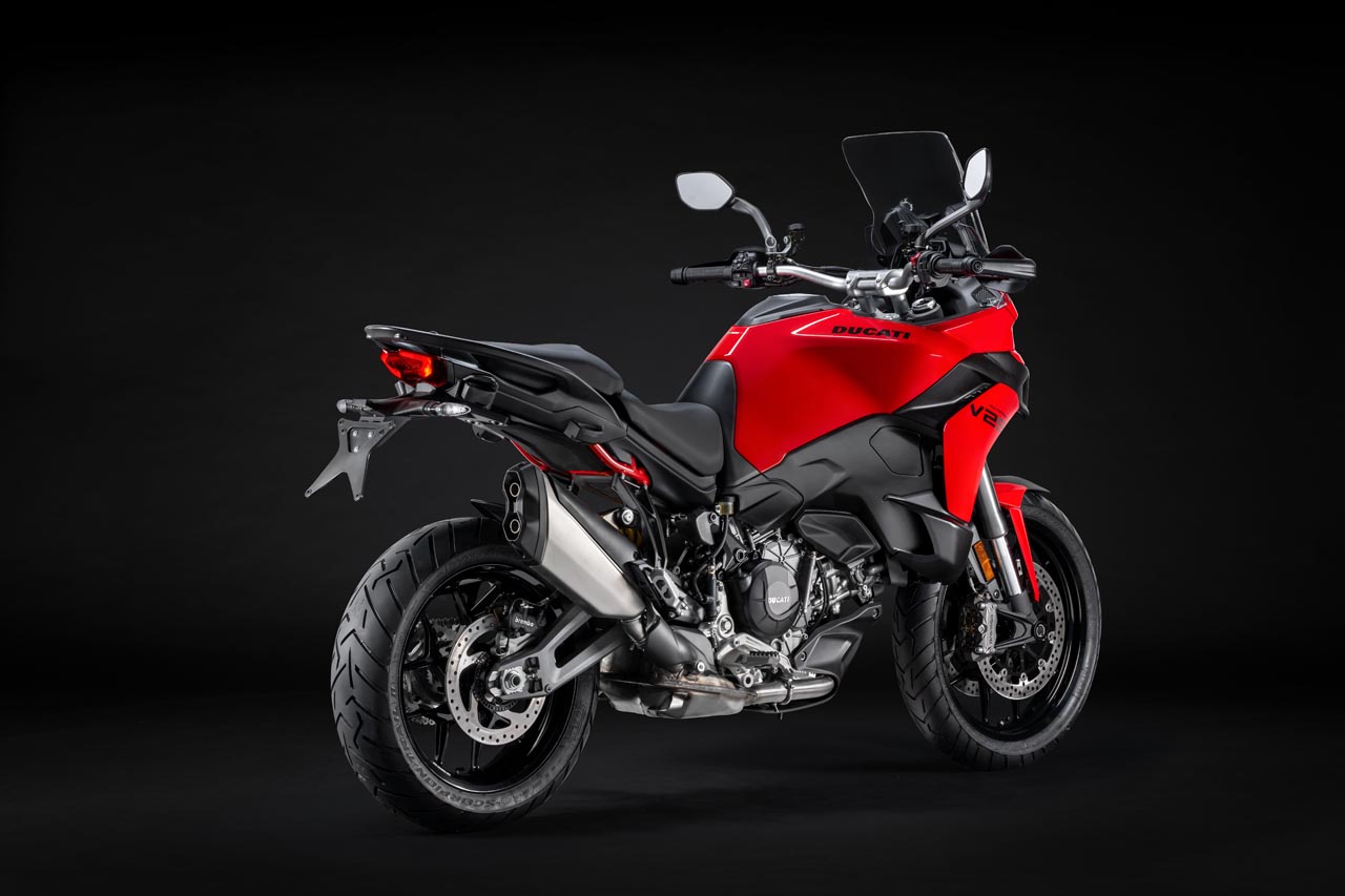 Side view of the big-trail motorcycle Ducati Multistrada V2 showcasing its sleek design and aerodynamic features